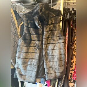 Women's Faux Fur Vest by Talbots Sz Small BLACK